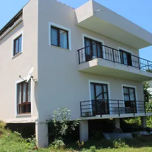 berat-house.hotelstrabzon.net/